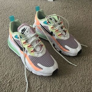 Women’s Nike Air Max 270 React SE ‘Light Arctic Pink’